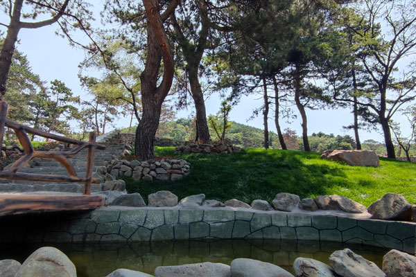沈阳墓地价格与数字化管理的盘龙山墓园全面分析