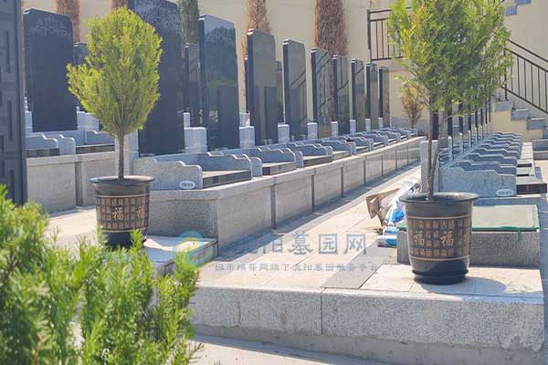 盘龙福地墓园